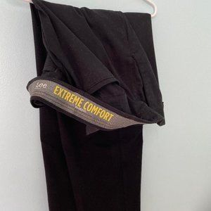 Lee Extreme Comfort Mens Black slacks 38 x 32